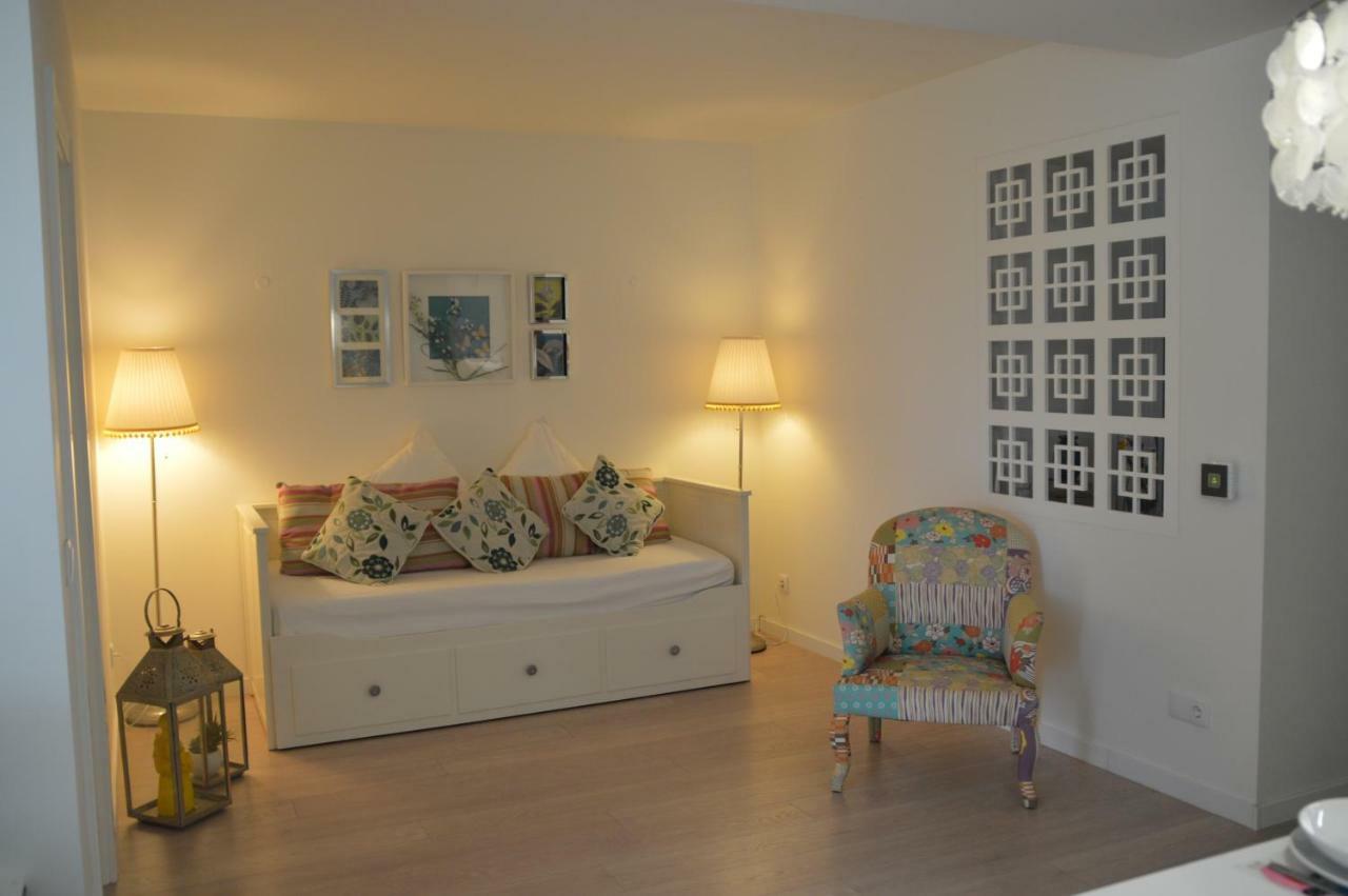 Amazing Beach & Pool Apartment With Garden Sesimbra Esterno foto