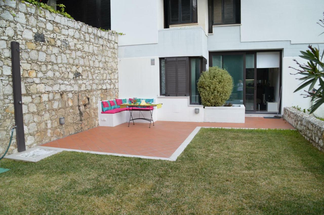 Amazing Beach & Pool Apartment With Garden Sesimbra Esterno foto